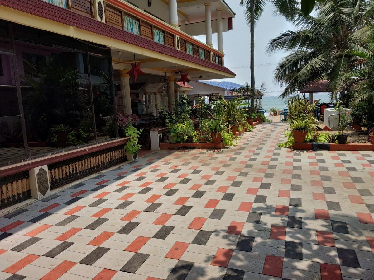 קובאלאם Beach Florra Inn מראה חיצוני תמונה