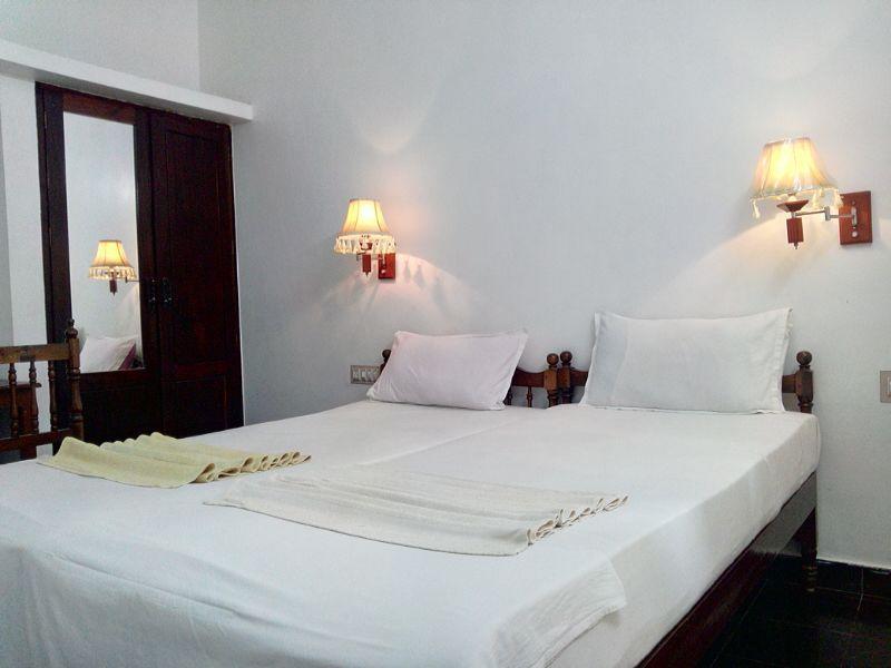 קובאלאם Beach Florra Inn חדר תמונה